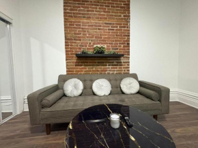Cozy 1-BR Apartment in the Heart of Saint-Denis